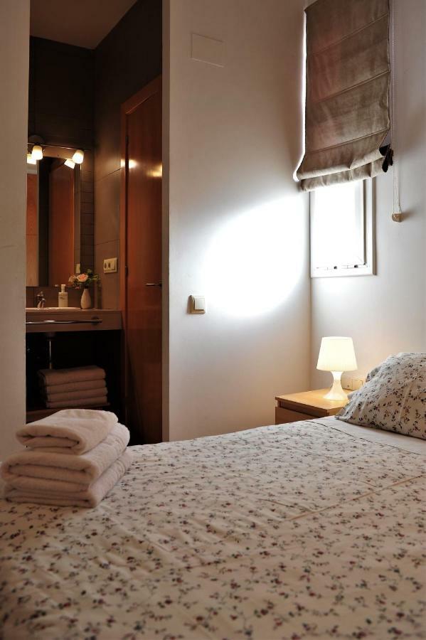 Apartamentos Bejar Barcelona Zewnętrze zdjęcie